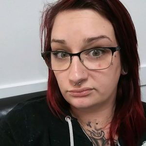 Meet your Posher, Leah